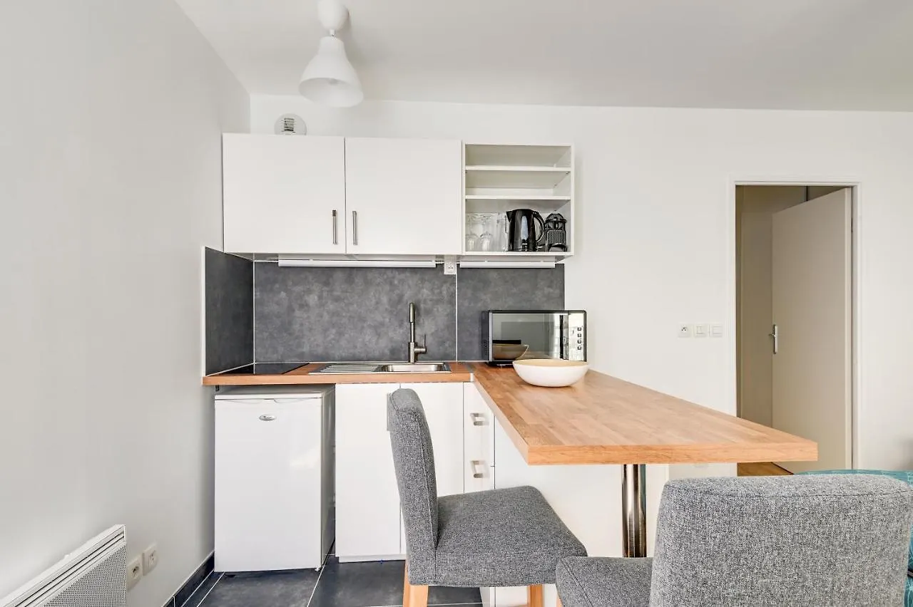 La Vallee-Chatenay Malabry Apartment Chatenay-Malabry